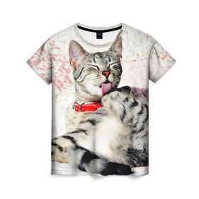 Женская футболка 3D с принтом Кошка в Белгороде, 100% полиэфир ( синтетическое хлопкоподобное полотно) | прямой крой, круглый вырез горловины, длина до линии бедер | cat | collar | heel | licking | lying | red | striped | кошка | красный | лежит | лижет | ошейник | полосатая | пятка