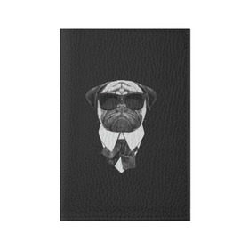 Обложка для паспорта матовая кожа с принтом Мопс в черном в Белгороде, натуральная матовая кожа | размер 19,3 х 13,7 см; прозрачные пластиковые крепления | Тематика изображения на принте: домашние животные | мопс | пес | песик | собака | собачка
