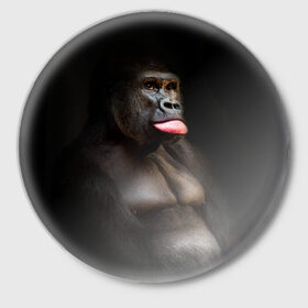 Значок с принтом Горилла в Белгороде,  металл | круглая форма, металлическая застежка в виде булавки | Тематика изображения на принте: горилла | животные | обезьяна | прикол | природа | смешно | юмор | язык