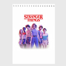 Скетчбук с принтом Stranger Things 3 в Белгороде, 100% бумага
 | 48 листов, плотность листов — 100 г/м2, плотность картонной обложки — 250 г/м2. Листы скреплены сверху удобной пружинной спиралью | stranger things | очень странные дела