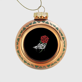 Стеклянный ёлочный шар с принтом Рука скелета с розой в Белгороде, Стекло | Диаметр: 80 мм | core | hand | hardcore | skeleton | tatoo | роза | романтика | рука | скелет | тату | цветок | черный фон