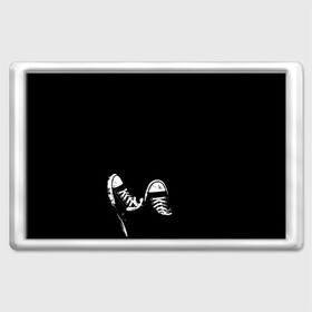 Магнит 45*70 с принтом Кеды в Белгороде, Пластик | Размер: 78*52 мм; Размер печати: 70*45 | кеды | конверс | черный | шнурки