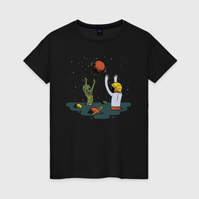 Женская футболка хлопок с принтом Космонавт и пришелец играют в Белгороде, 100% хлопок | прямой крой, круглый вырез горловины, длина до линии бедер, слегка спущенное плечо | alien | aliens | astronaut | beach | cosmonaut | planet | planets | playing | plays | space | ufo | water polo | астронавт | в космосе | ватер поло | водной поло | волейбол | играют | инопланетянин | космический | космонавт | космос | нло | пля