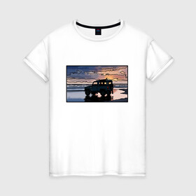 Женская футболка хлопок с принтом Land Rover Defender на закате в Белгороде, 100% хлопок | прямой крой, круглый вырез горловины, длина до линии бедер, слегка спущенное плечо | land rover defender | водитель | доска | закат | машина | море | небо | отлив | прилив | сёрфинг | старый дефендер | тень