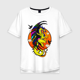 Мужская футболка хлопок Oversize с принтом Красочный дракон в Белгороде, 100% хлопок | свободный крой, круглый ворот, “спинка” длиннее передней части | deagon | fantasy | monster | wings | вороны | дракон | животные | зверь | змей | китайский дракон | крылья | луна | мифические существа | монстр | облака | огненный | огонь | пламя | птицы | радужный | сказочный