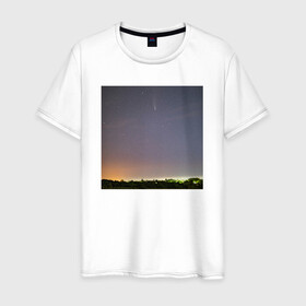 Мужская футболка хлопок с принтом Комета на фоне ночного неба в Белгороде, 100% хлопок | прямой крой, круглый вырез горловины, длина до линии бедер, слегка спущенное плечо. | Тематика изображения на принте: астрономия | звезды | комета | ночь | пейзаж