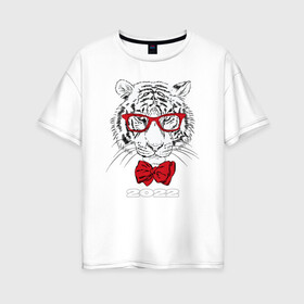 Женская футболка хлопок Oversize с принтом Белый тигр в красных очках в Белгороде, 100% хлопок | свободный крой, круглый ворот, спущенный рукав, длина до линии бедер
 | Тематика изображения на принте: 2022 | beast | bow tie | fangs | merry christmas | new year | predator | stern grin | white water tiger | year of the tiger | белый водяной тигр | галстук бабочка | год тигра | зверь | клыки | красные очки | новый год | суровый оскал | хищни