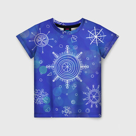 Детская футболка 3D с принтом Белые простые снежинки на синем фоне в Белгороде, 100% гипоаллергенный полиэфир | прямой крой, круглый вырез горловины, длина до линии бедер, чуть спущенное плечо, ткань немного тянется | белые снежинки | зимний | зимний паттерн | новогодний | паттерн со снежинками | светящееся снежинки | синий фон | снегопад | снегопад на синем фоне | снежинки | снежинки карандашом