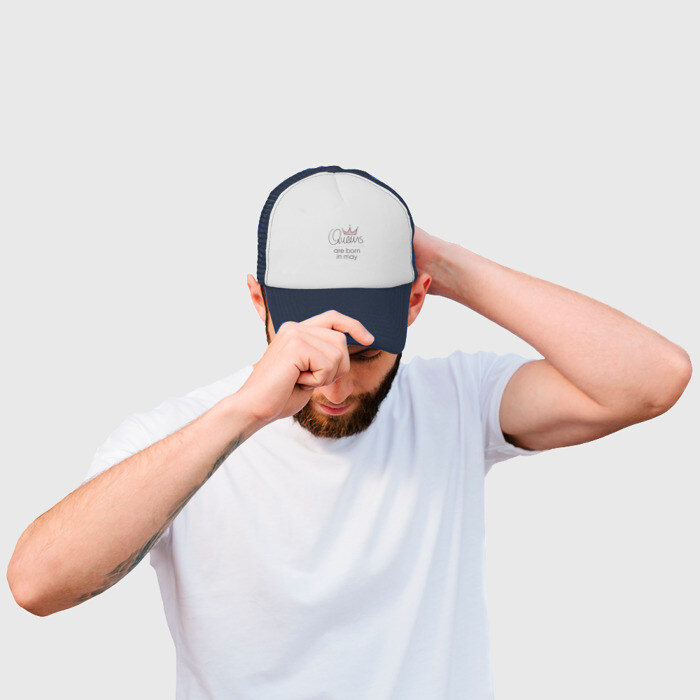 Кепка тракер с сеткой Королевы рождаются в мае фото