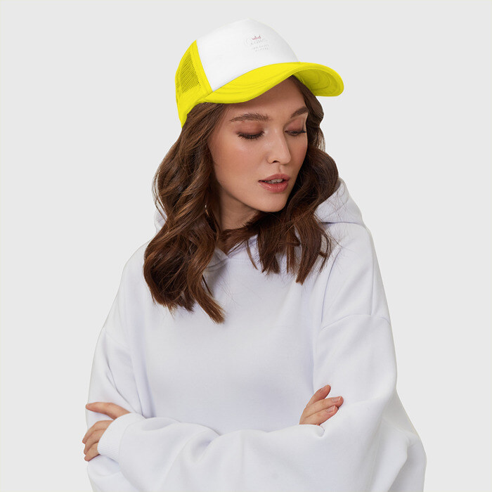 Кепка тракер с сеткой Королевы рождаются в мае фото